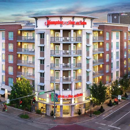 Hampton Inn & Suites Chattanooga Downtown Exterior photo