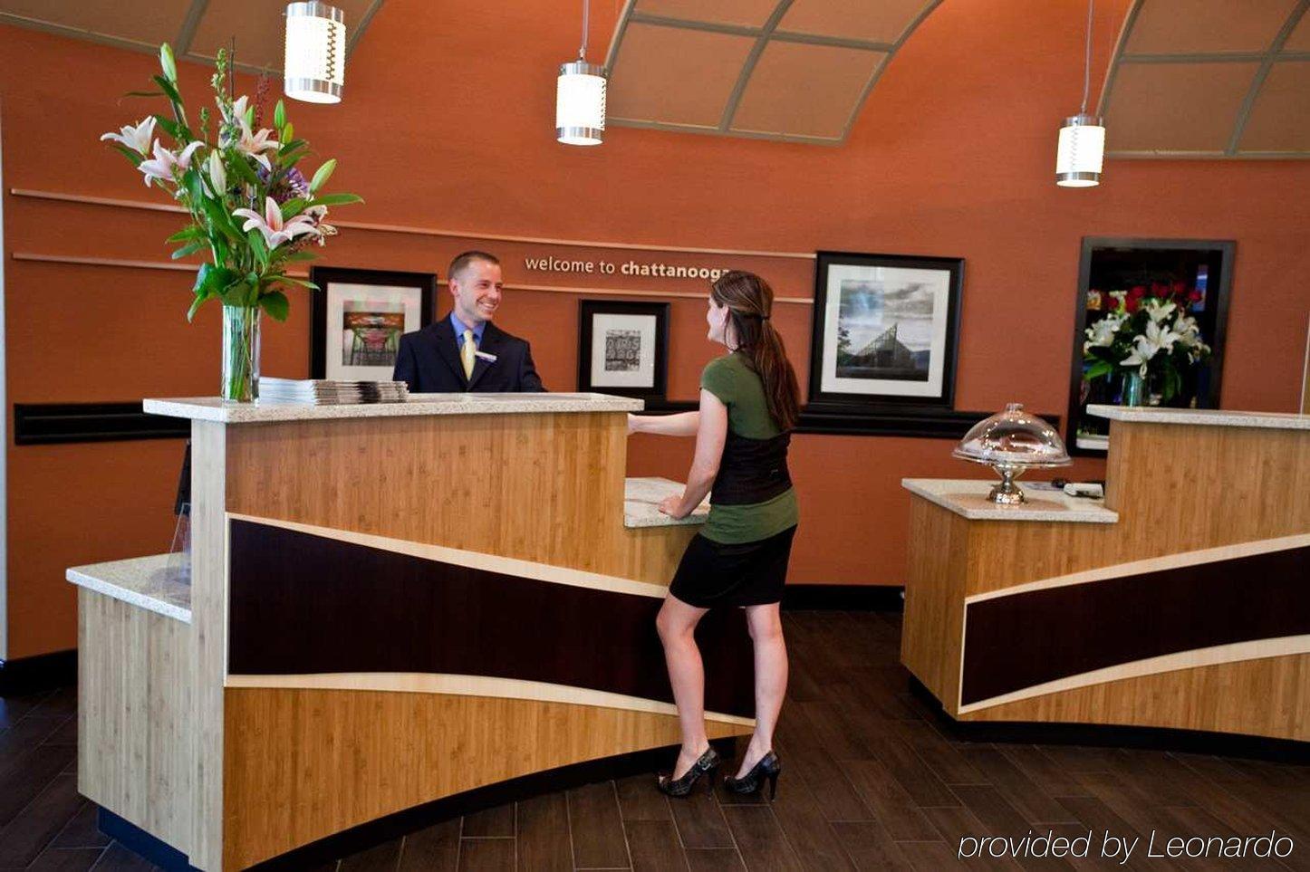Hampton Inn & Suites Chattanooga Downtown Interior photo