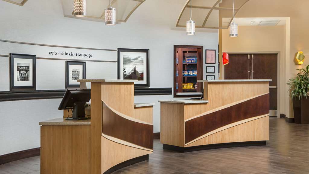 Hampton Inn & Suites Chattanooga Downtown Interior photo